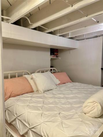 44 Hemlock Avenue Spruce Pine NC 28777