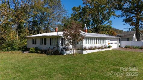 44 Hemlock Avenue Spruce Pine NC 28777