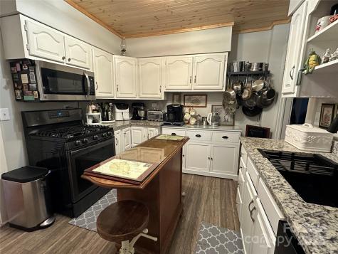 44 Hemlock Avenue Spruce Pine NC 28777