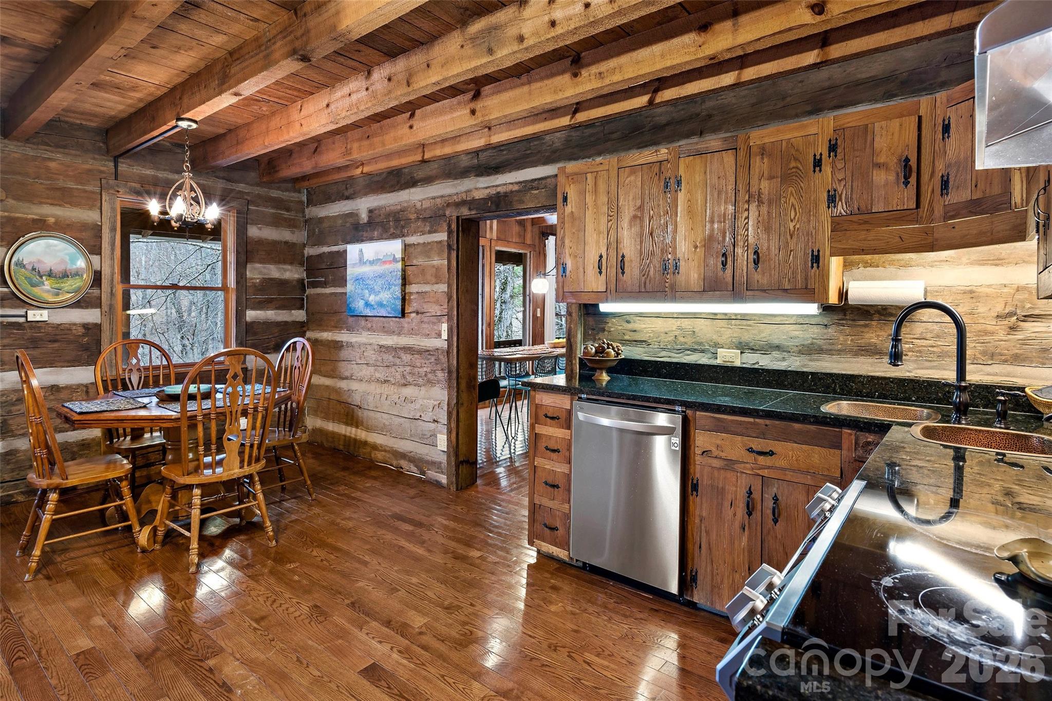 1495 El Miner Drive Mars Hill NC 28754
