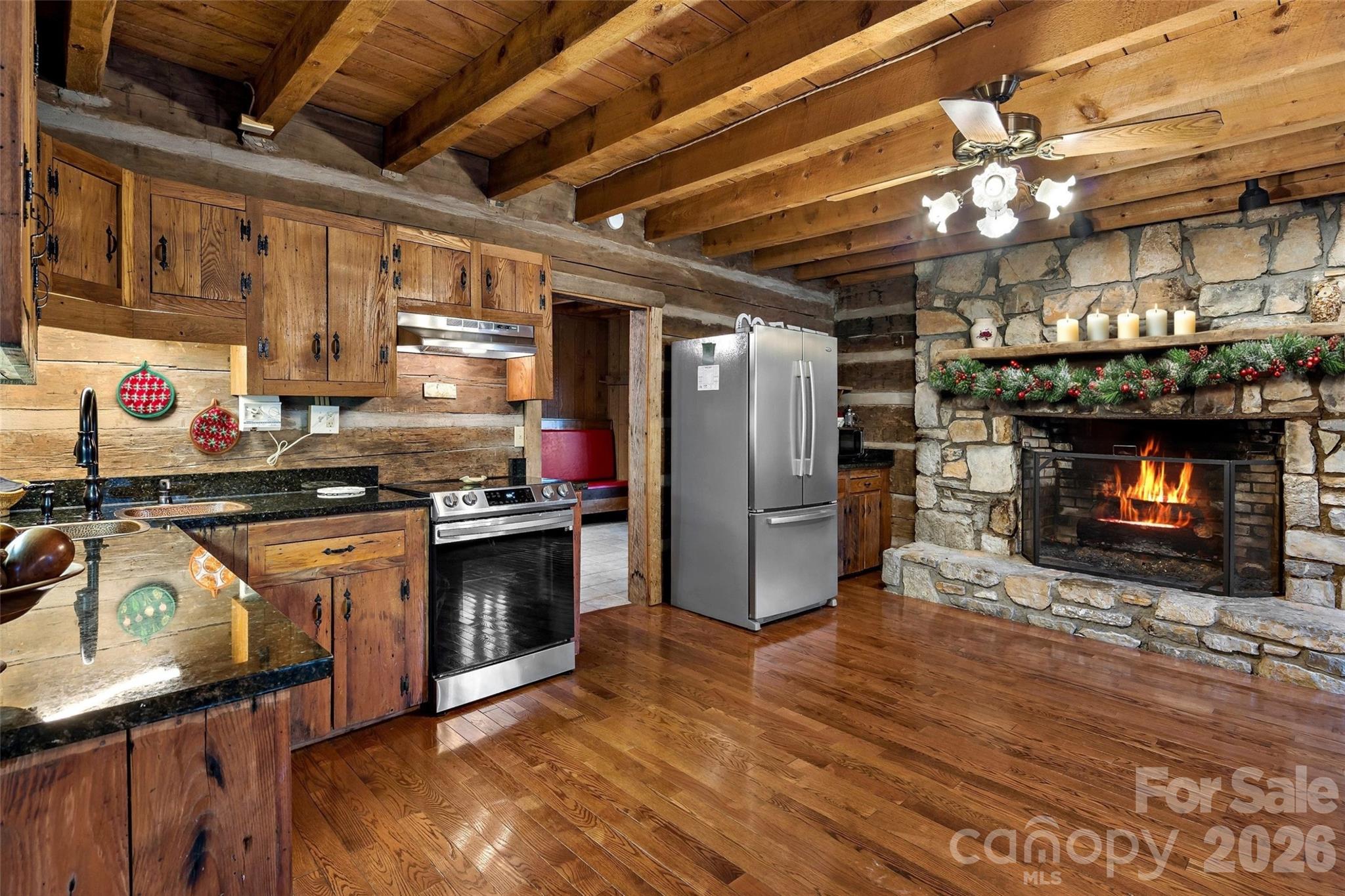1495 El Miner Drive Mars Hill NC 28754