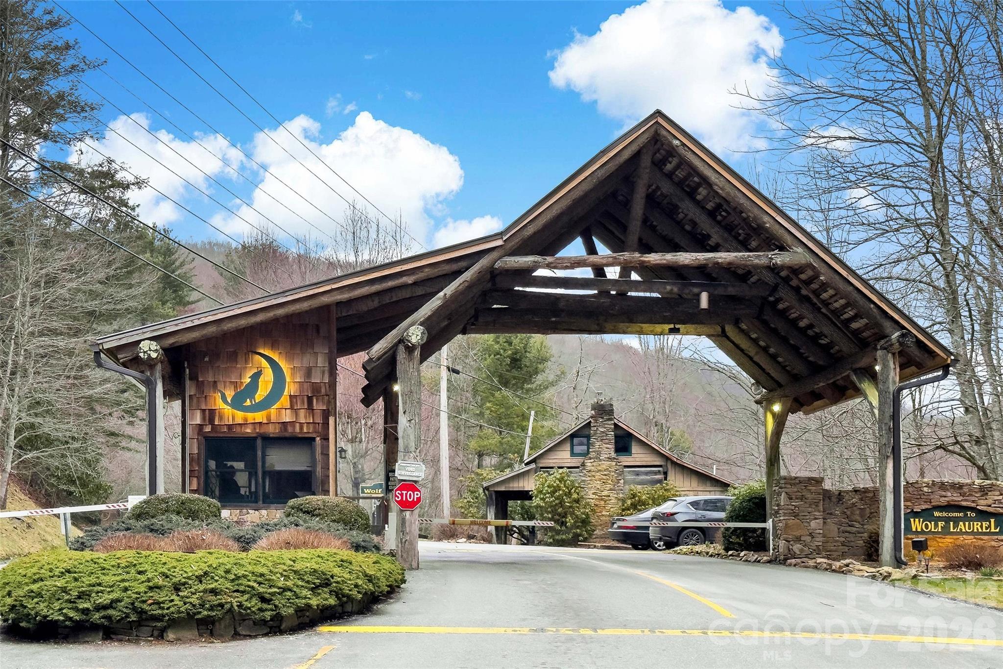 1495 El Miner Drive Mars Hill NC 28754
