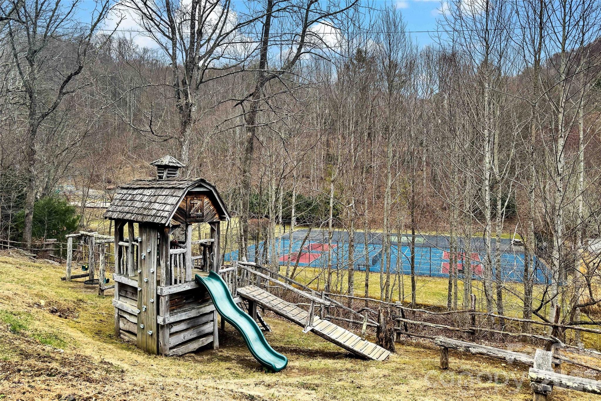 1495 El Miner Drive Mars Hill NC 28754