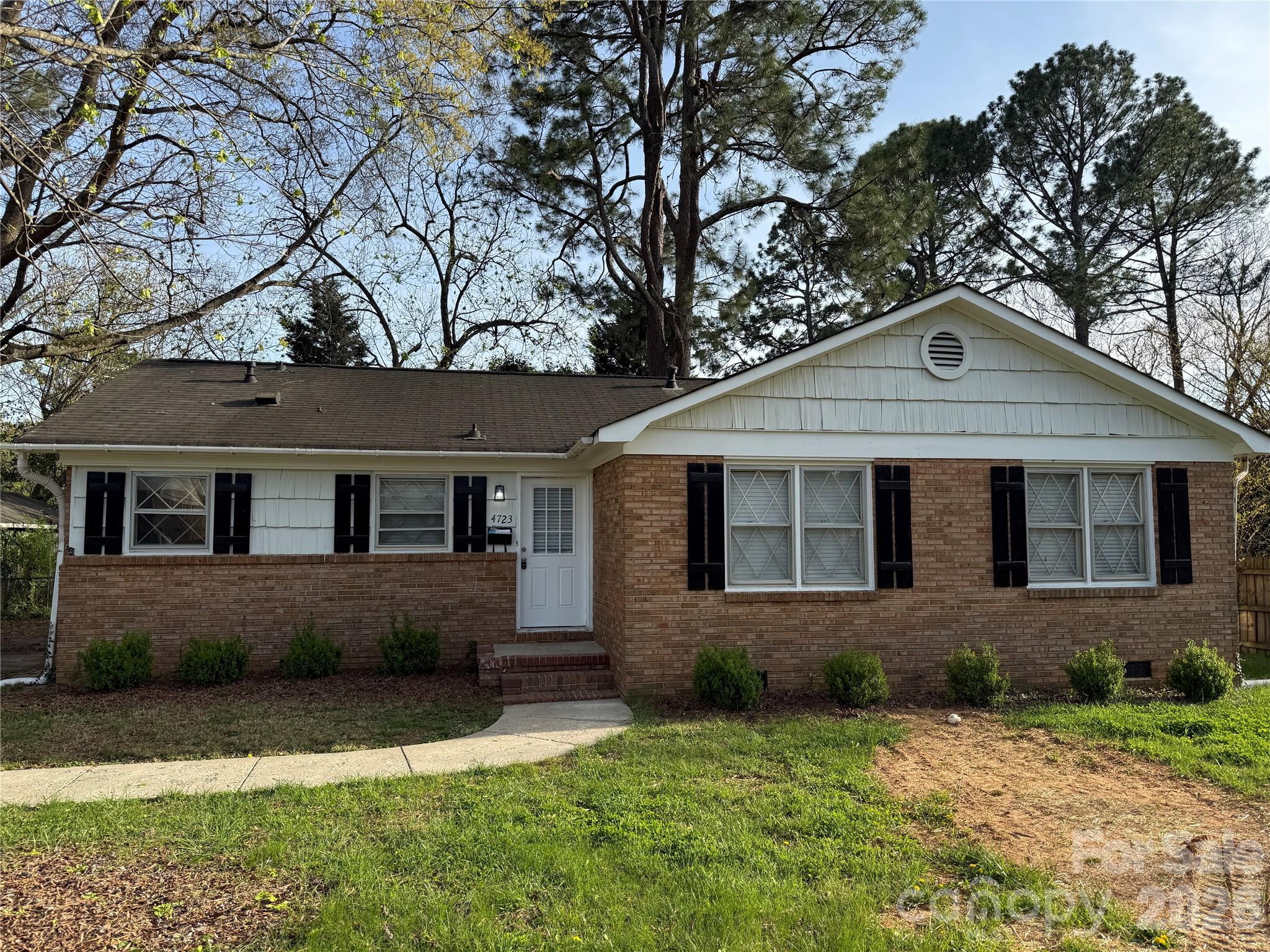 4723 Westcrest Drive Charlotte NC 28208