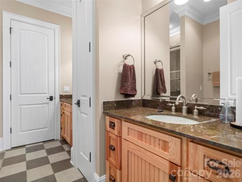 171 Walnut Valley Parkway Arden NC 28704
