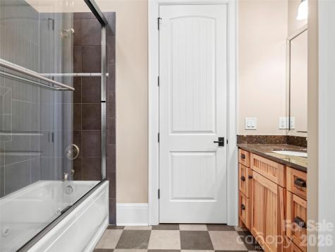 171 Walnut Valley Parkway Arden NC 28704