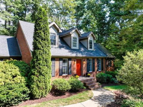 2 White Rock Court Arden NC 28704