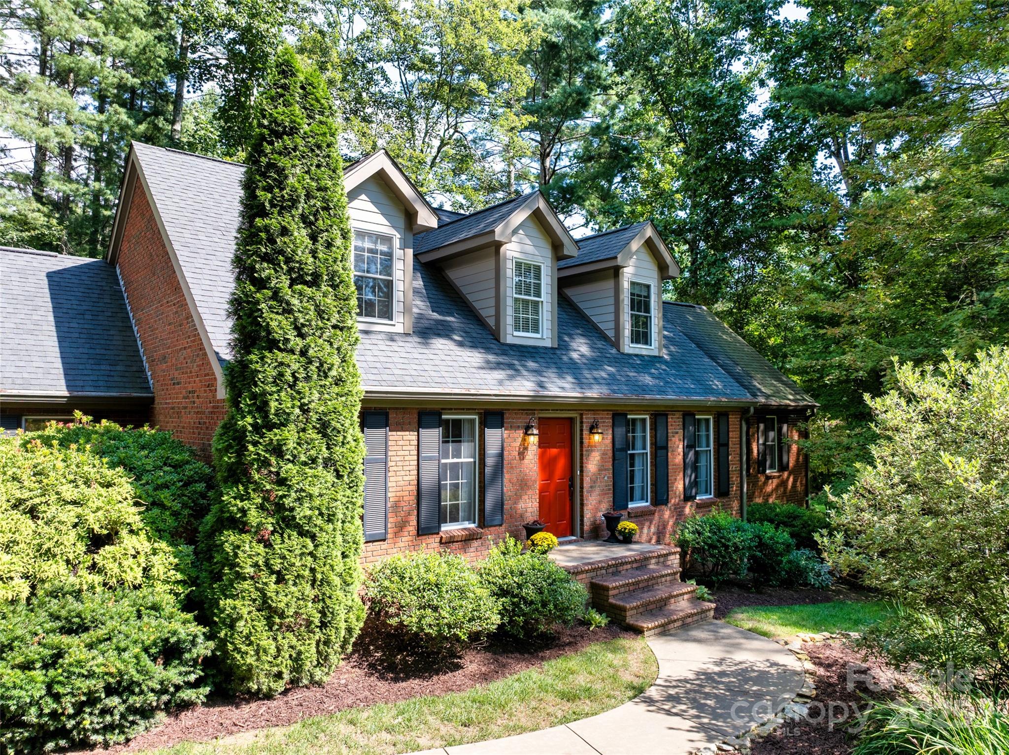 2 White Rock Court Arden NC 28704