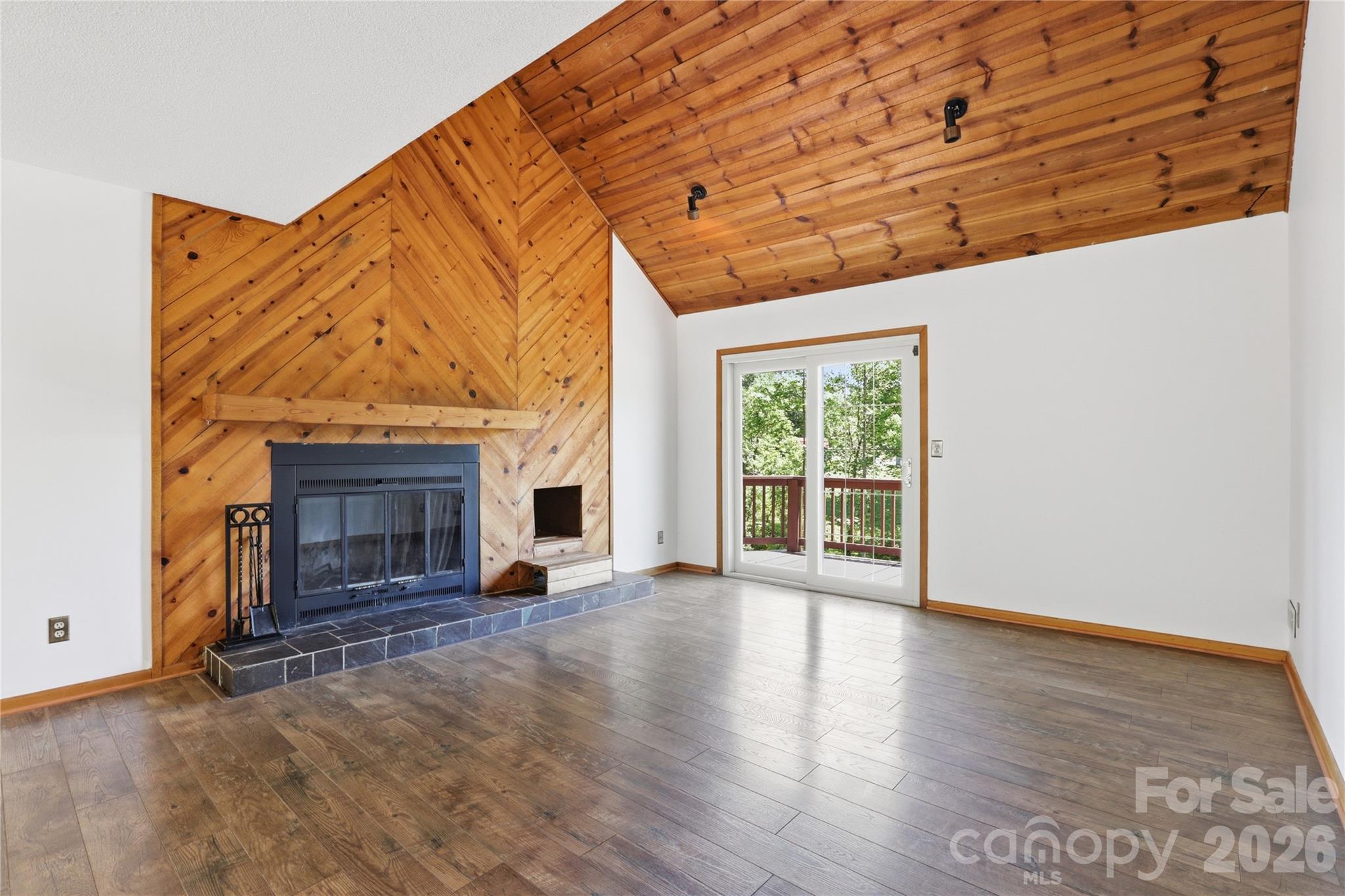 207 Wood Dale Drive Hendersonville NC 28791