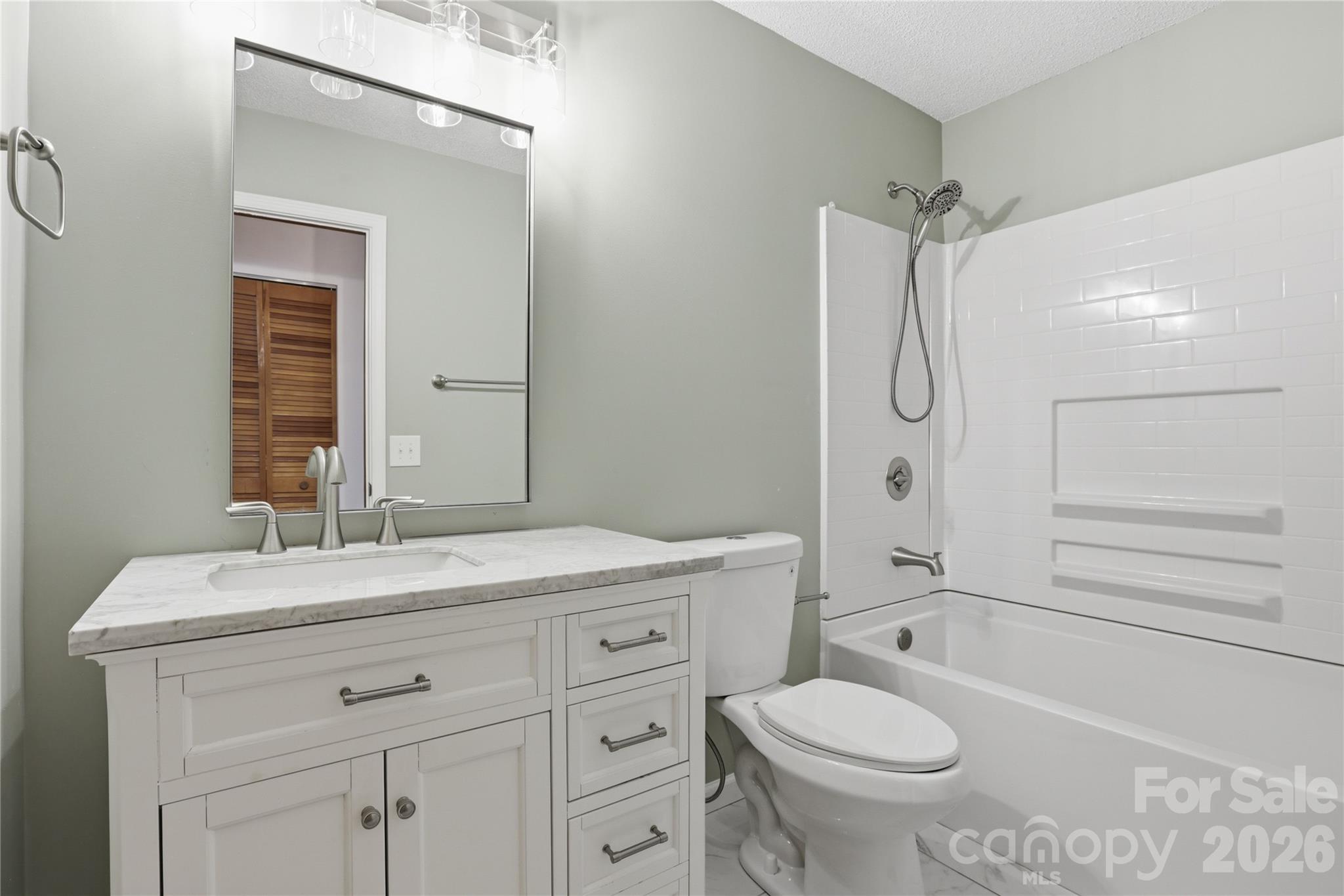 207 Wood Dale Drive Hendersonville NC 28791