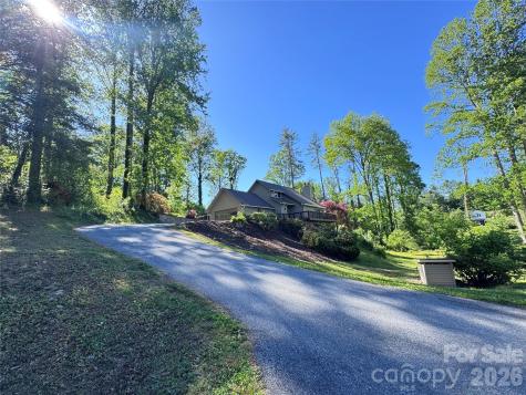 207 Wood Dale Drive Hendersonville NC 28791