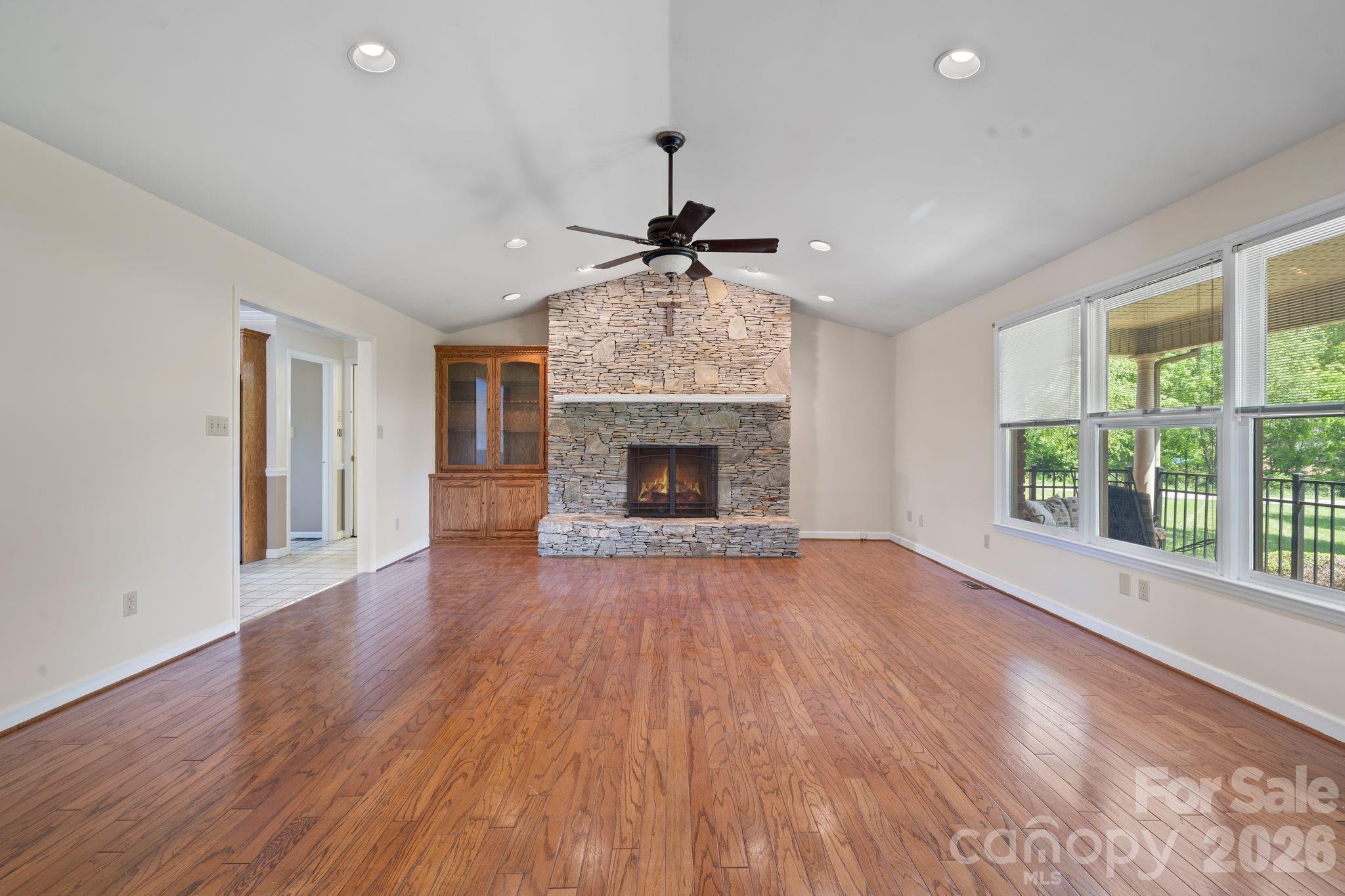 3381 Elaine Avenue Lincolnton NC 28092