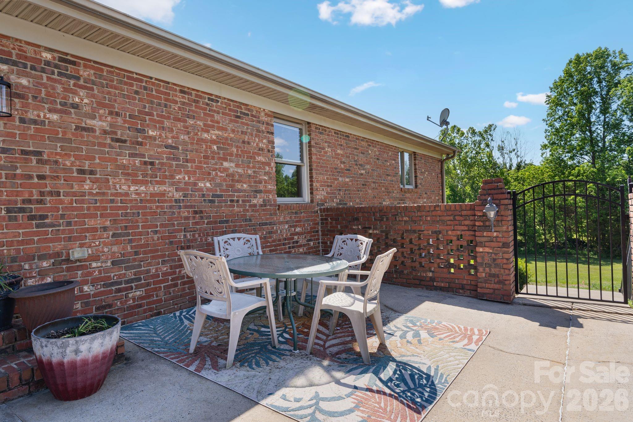 3381 Elaine Avenue Lincolnton NC 28092