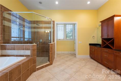 236 Racquet Club Road Asheville NC 28803