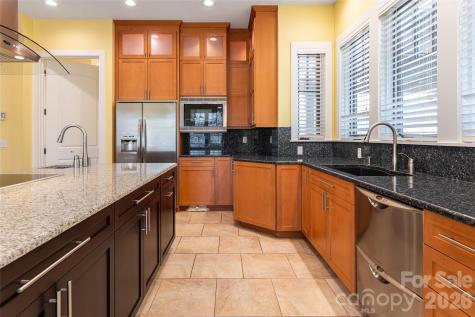 236 Racquet Club Road Asheville NC 28803