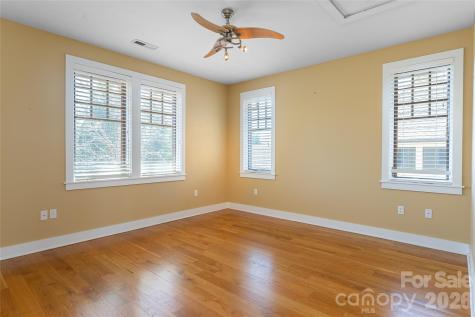 236 Racquet Club Road Asheville NC 28803