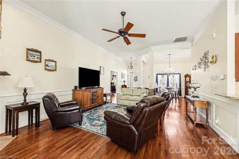 115 Town Lot Drive Pfafftown NC 27040
