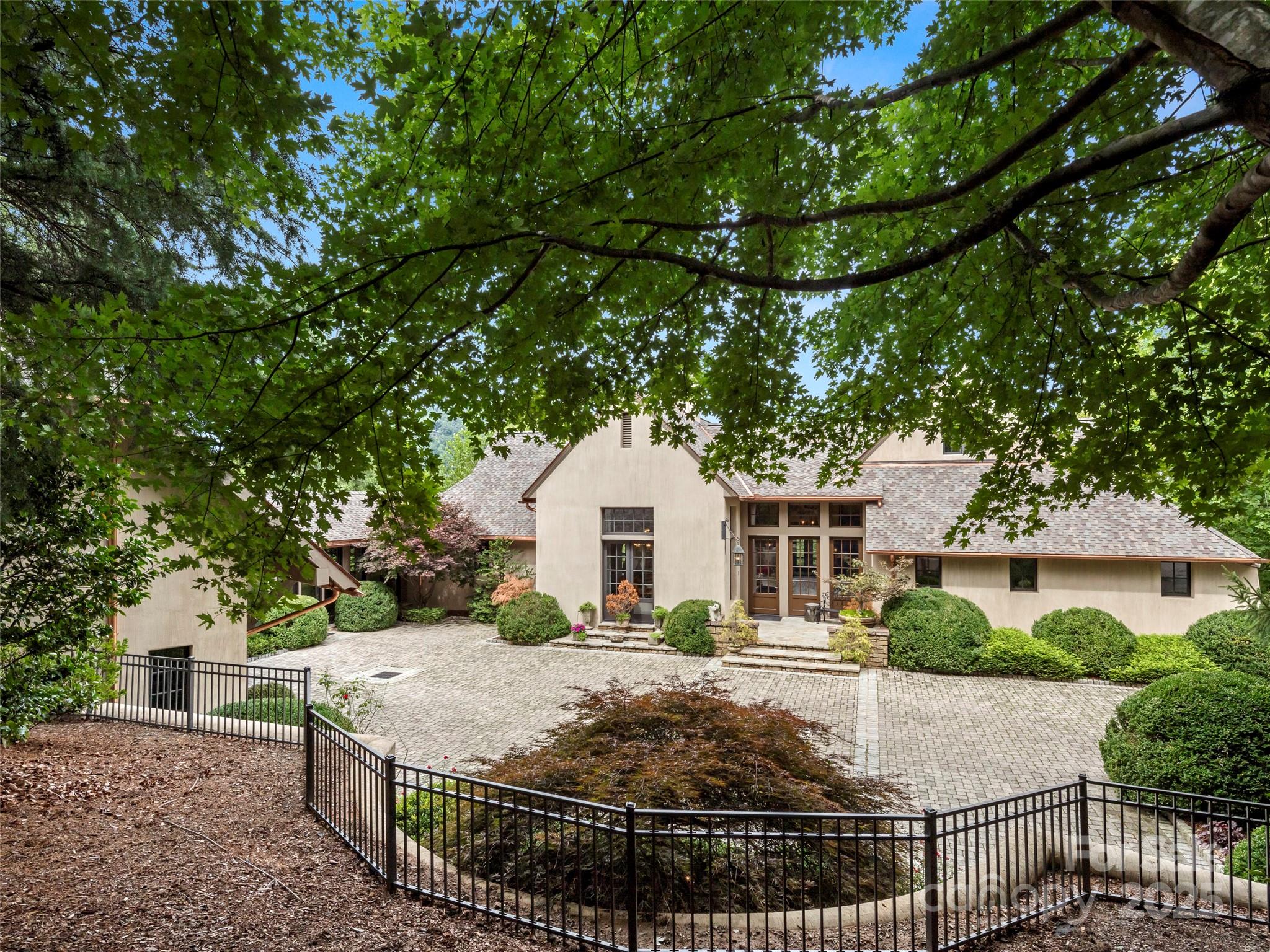 1929 Tree View Trail Arden NC 28704