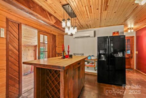1925 Green Hill Road Blowing Rock NC 28605