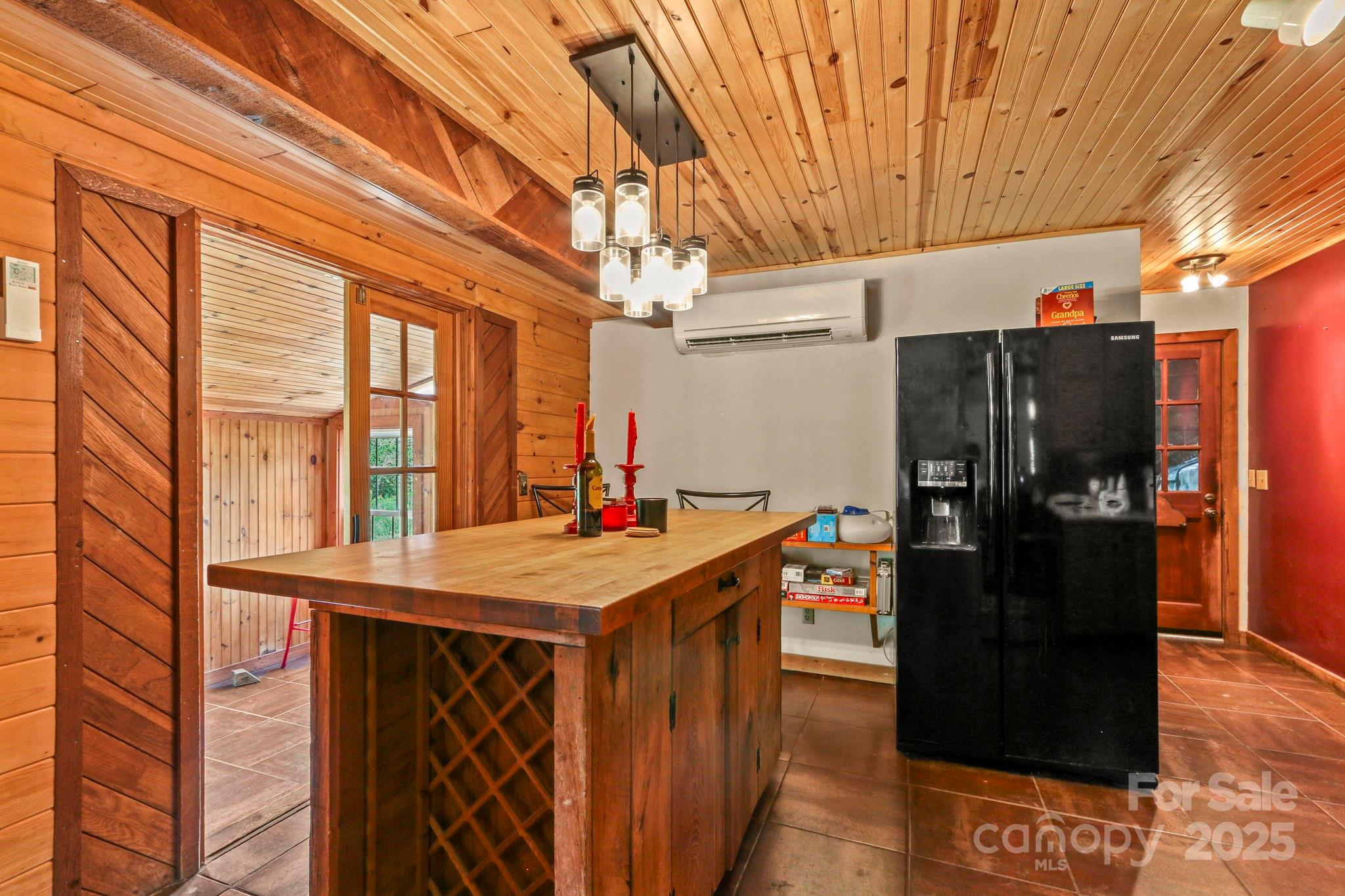1925 Green Hill Road Blowing Rock NC 28605