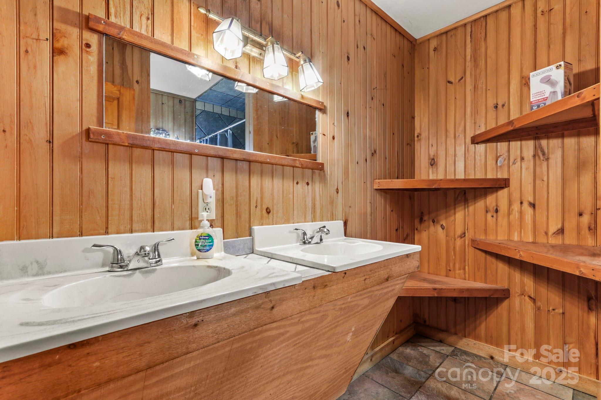 1925 Green Hill Road Blowing Rock NC 28605