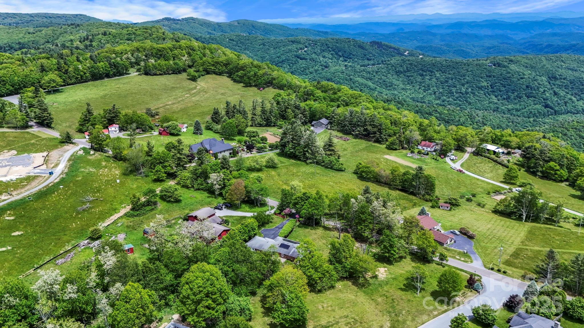 1925 Green Hill Road Blowing Rock NC 28605