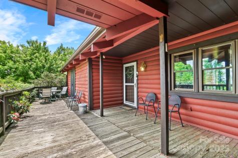 1925 Green Hill Road Blowing Rock NC 28605