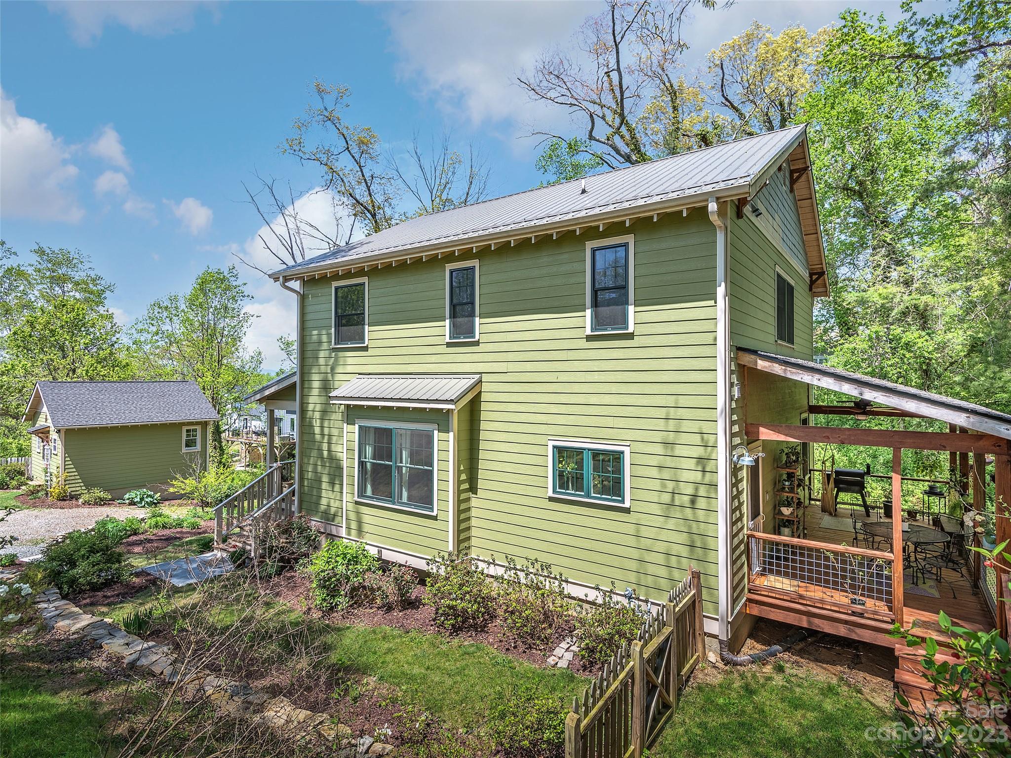 14 Williams Street Weaverville NC 28787