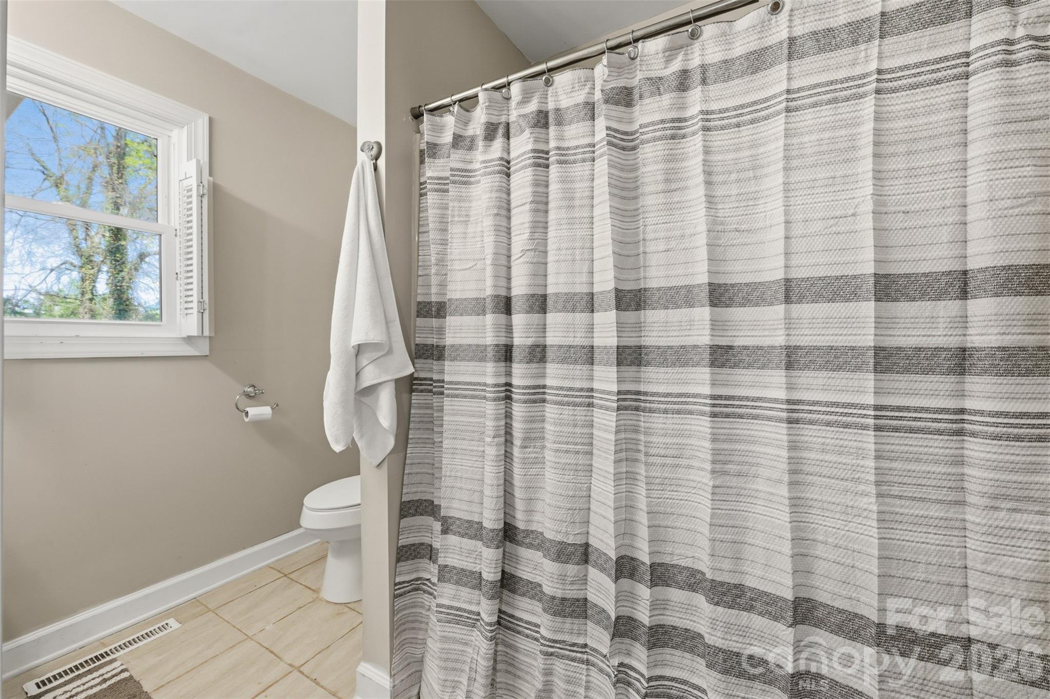 409 Walnut Place NE Lenoir NC 28645
