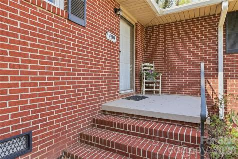 409 Walnut Place NE Lenoir NC 28645