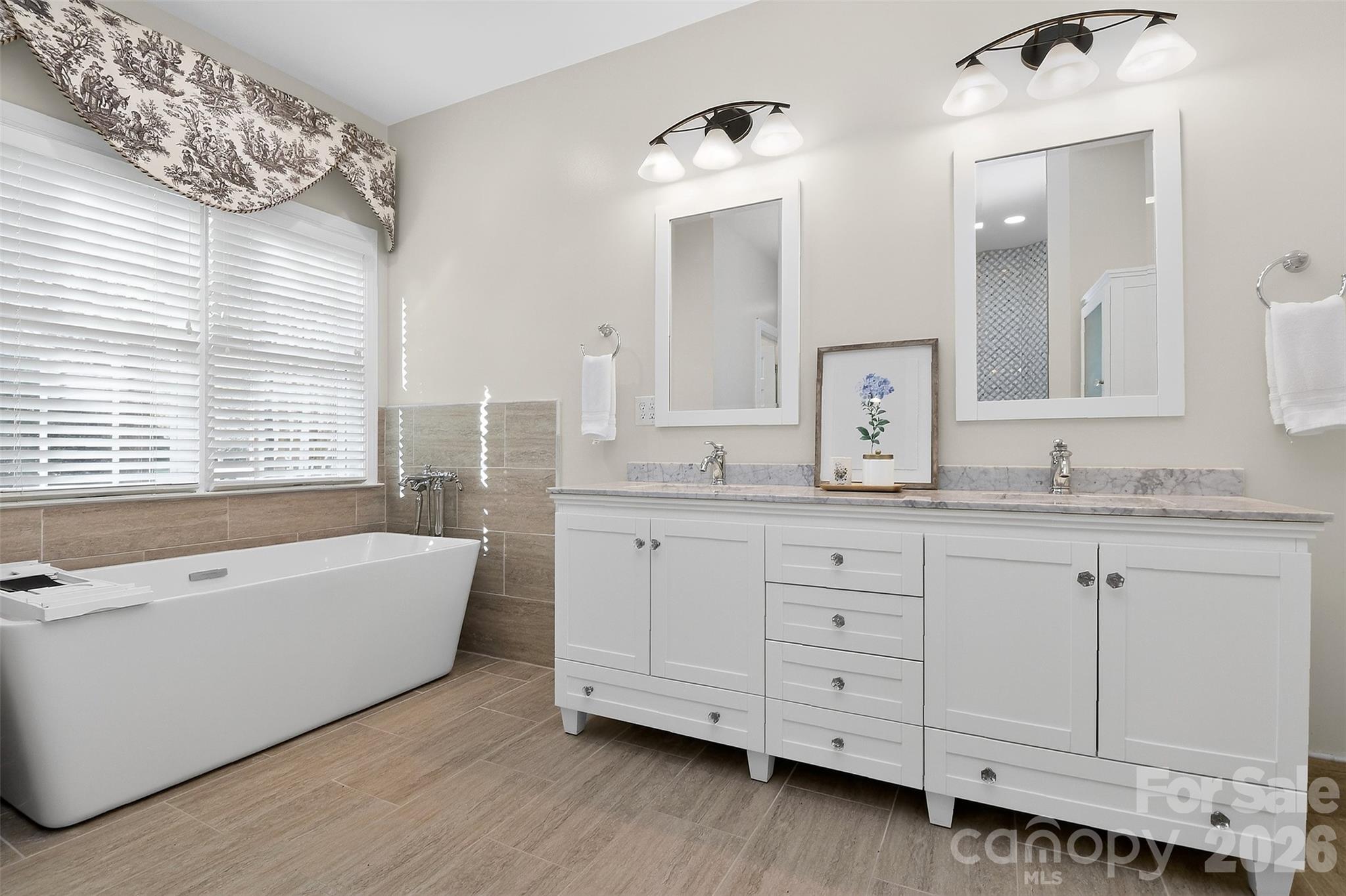 5902 Legacy Circle Charlotte NC 28277
