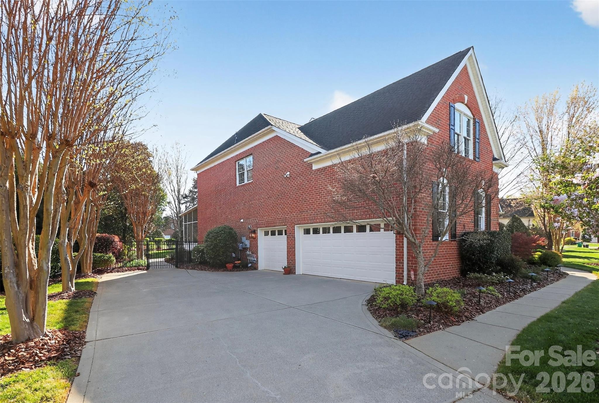 5902 Legacy Circle Charlotte NC 28277