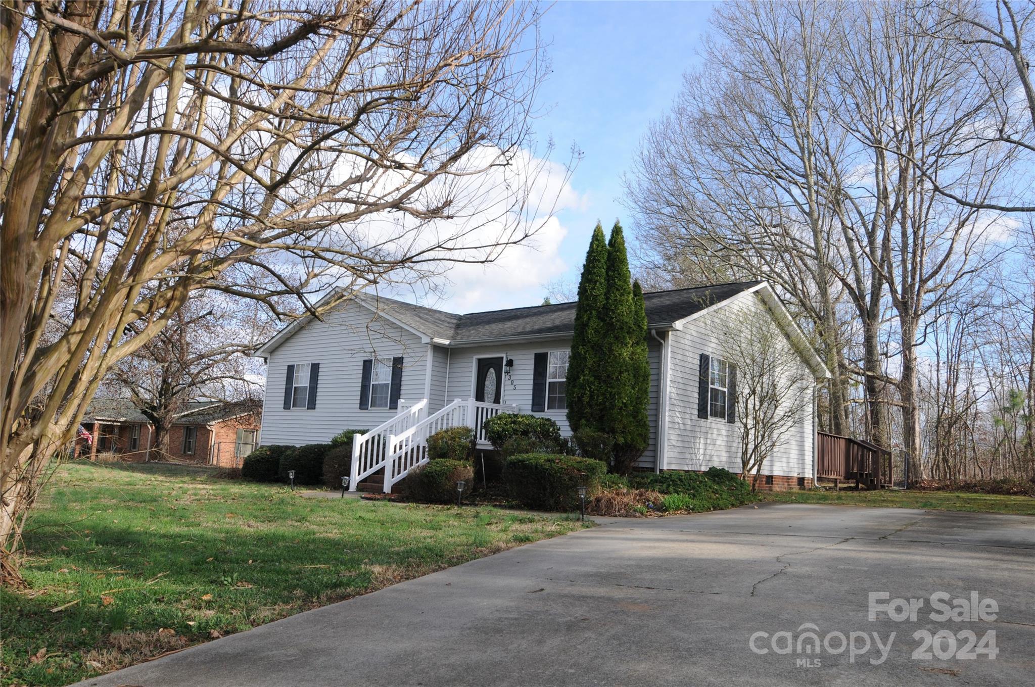1305 Hill Road Lincolnton NC 28092