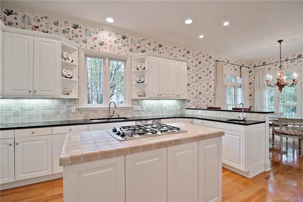2714 Chessel Place Charlotte NC 28226
