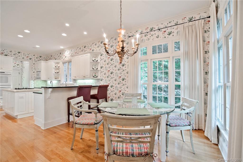 2714 Chessel Place Charlotte NC 28226