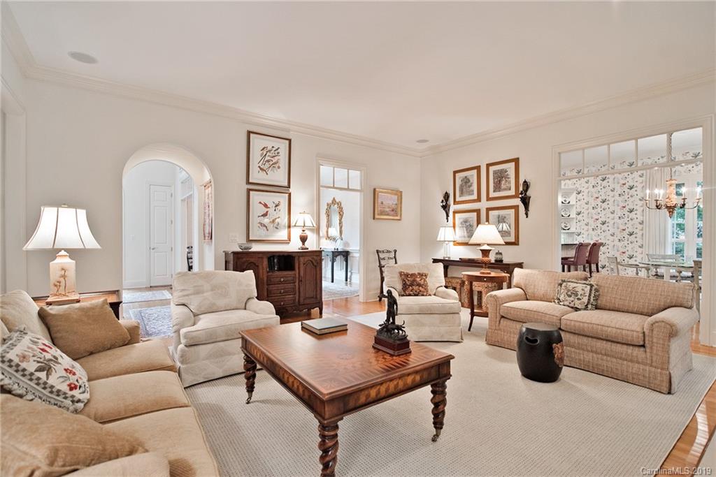 2714 Chessel Place Charlotte NC 28226
