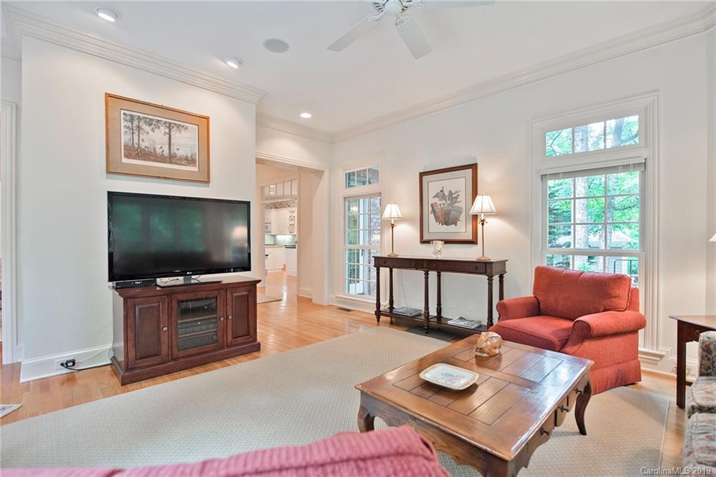 2714 Chessel Place Charlotte NC 28226