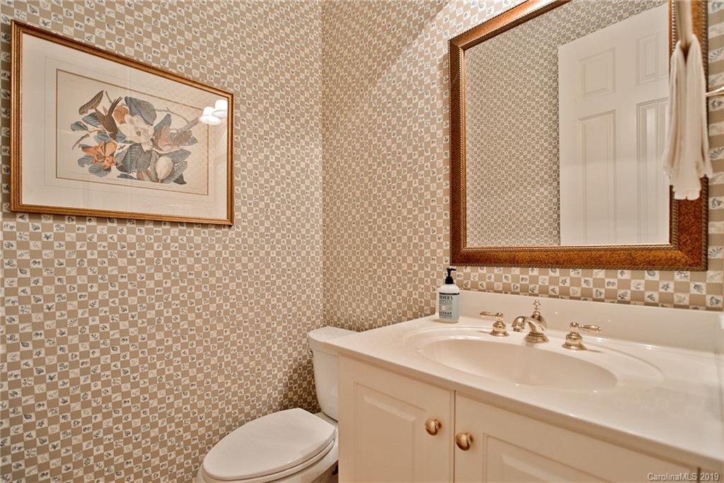 2714 Chessel Place Charlotte NC 28226