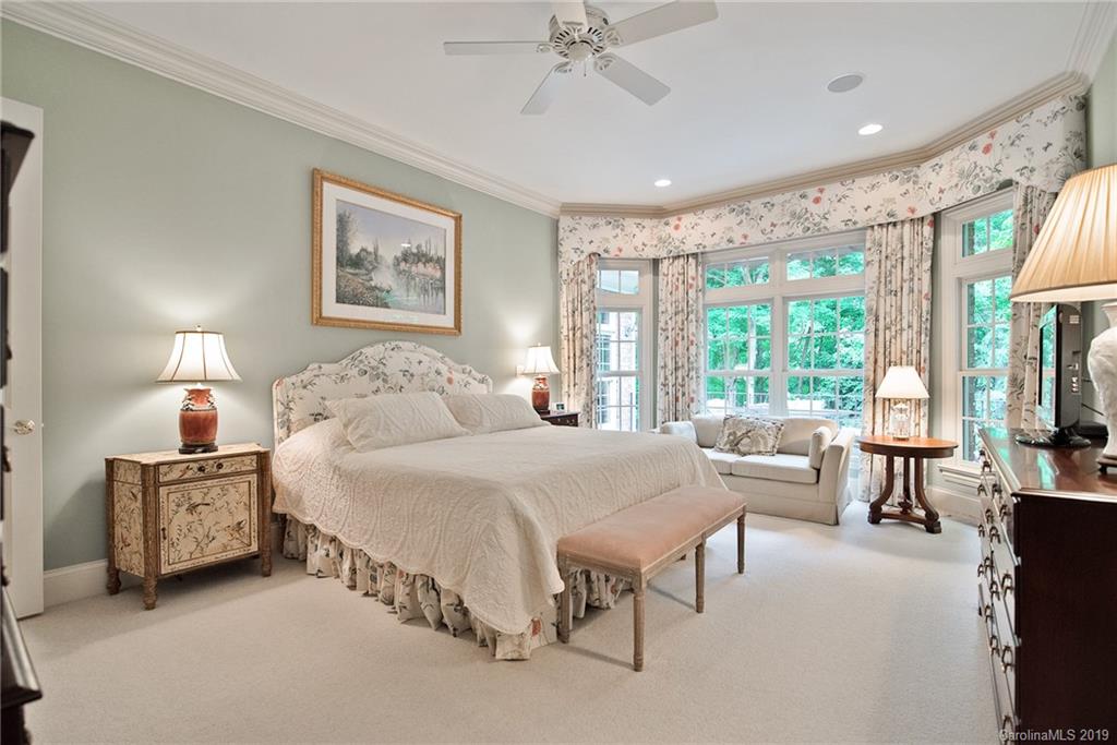 2714 Chessel Place Charlotte NC 28226