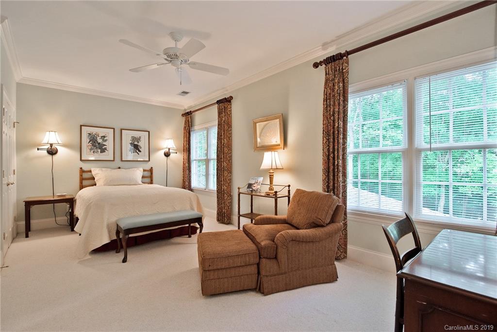 2714 Chessel Place Charlotte NC 28226