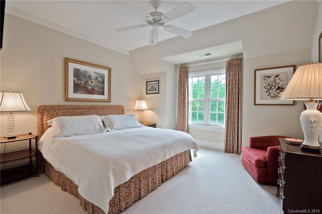 2714 Chessel Place Charlotte NC 28226