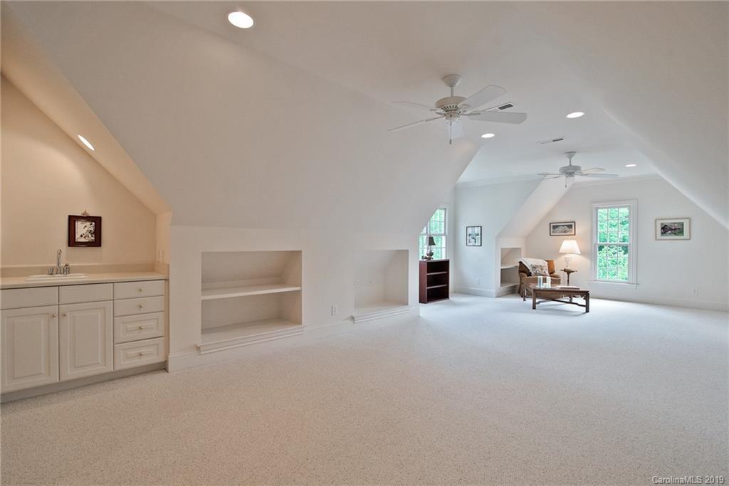 2714 Chessel Place Charlotte NC 28226