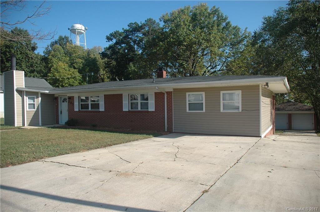 203 Easy Street Concord NC 28027