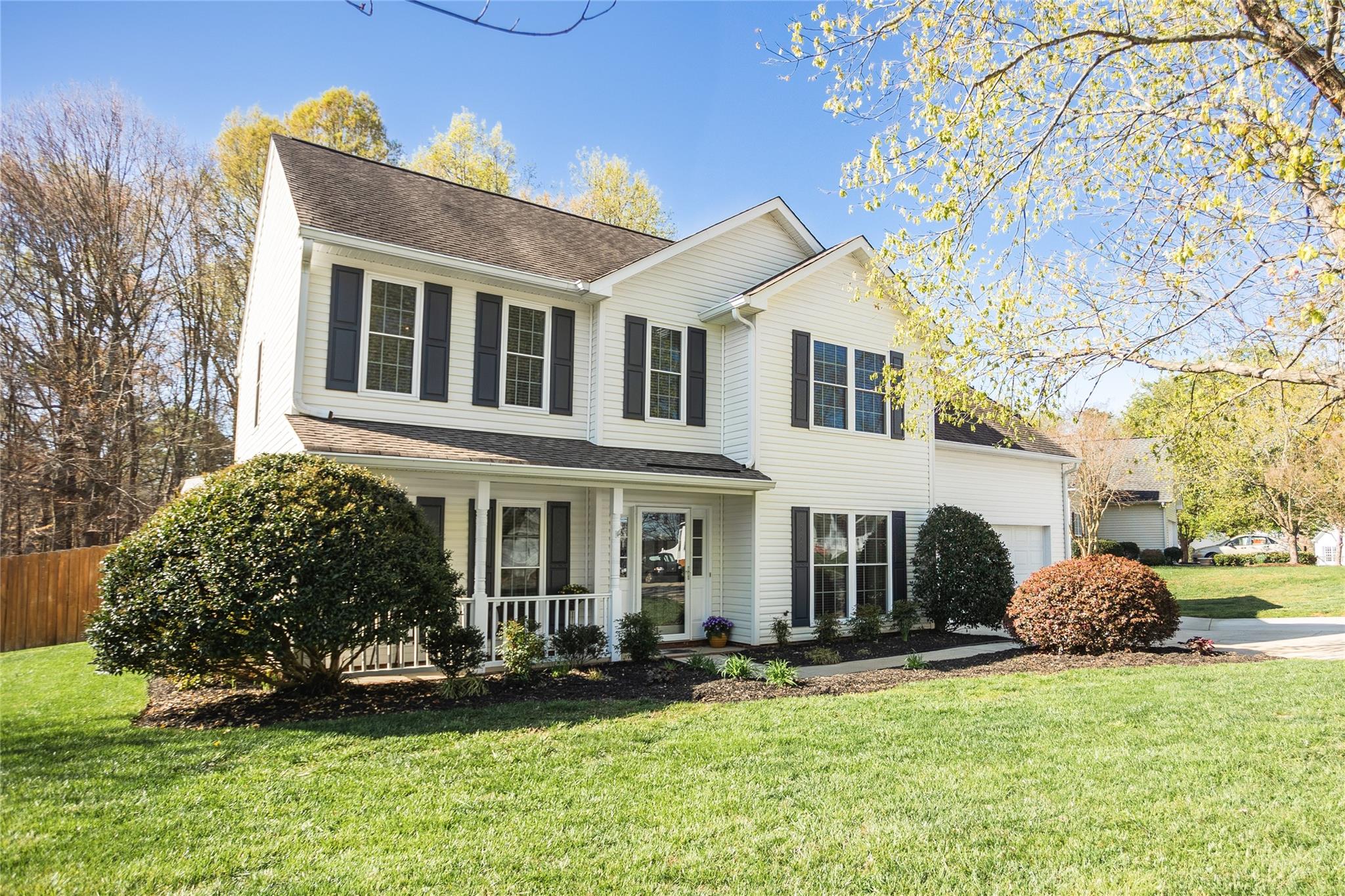 6033 Hedgecrest Place Charlotte NC 28269