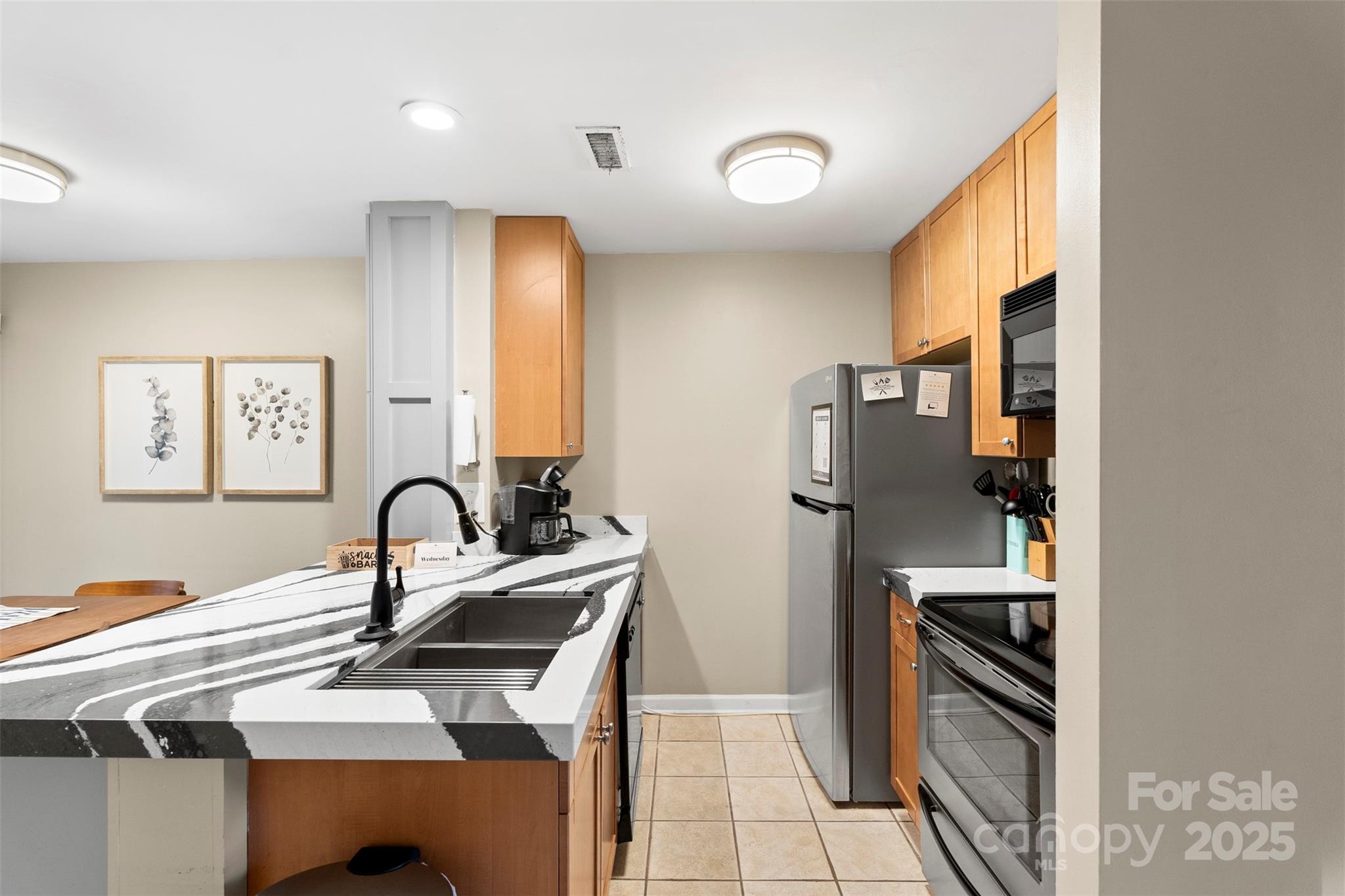 8039 Charter Oak Lane Charlotte NC 28226