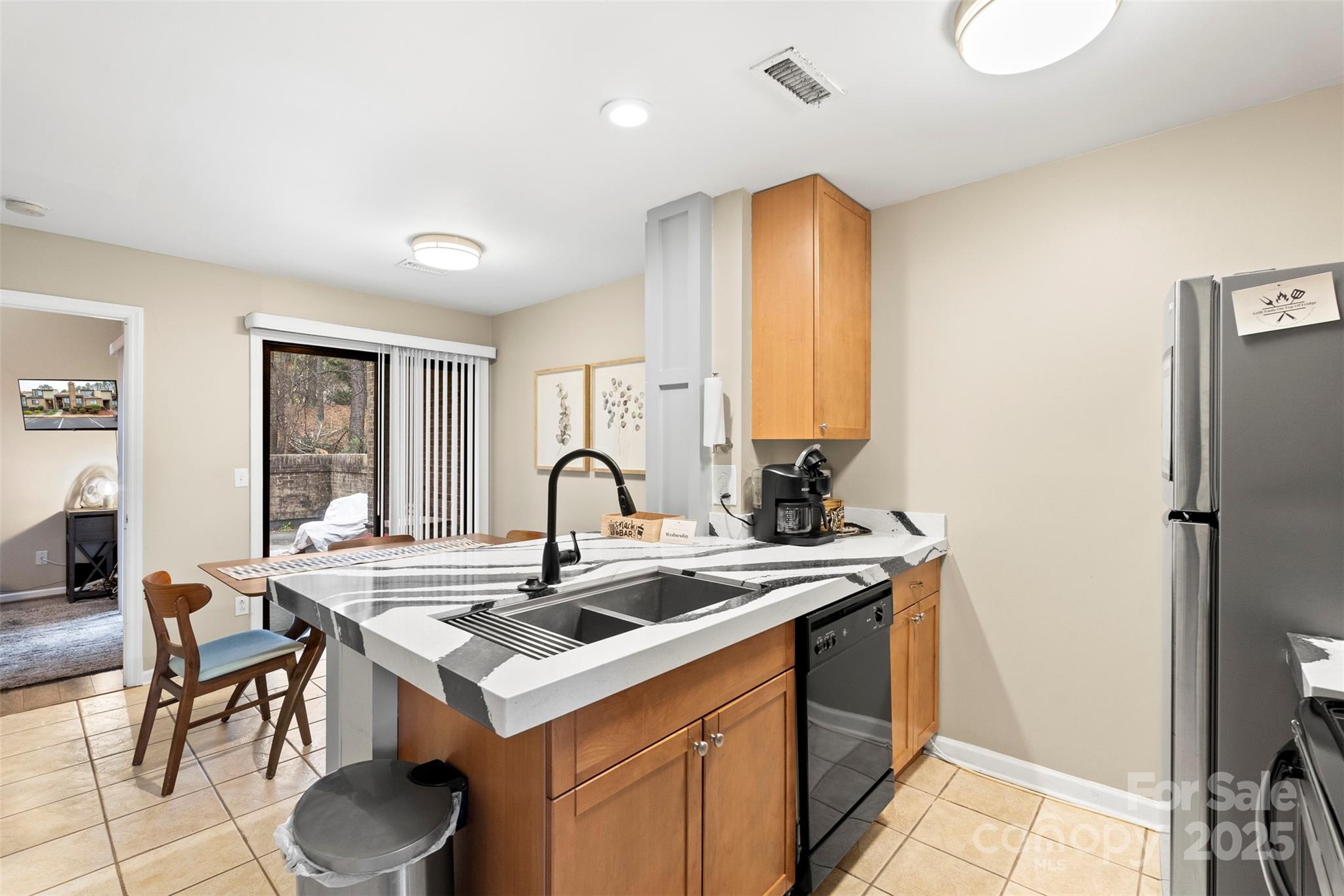 8039 Charter Oak Lane Charlotte NC 28226