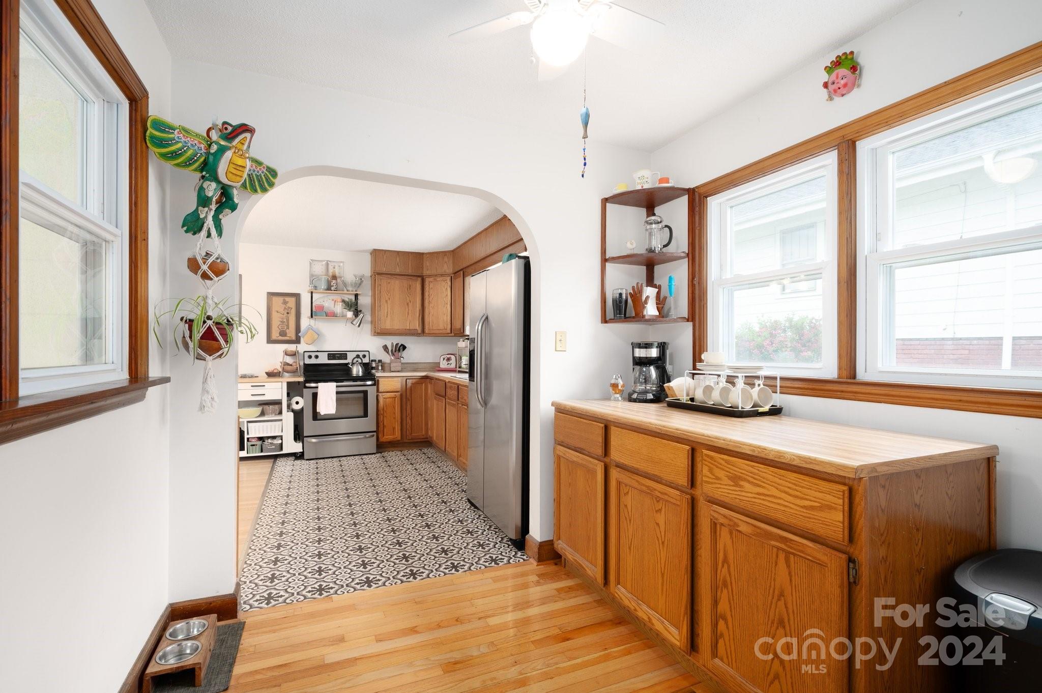 186 Vermont Avenue Asheville NC 28806