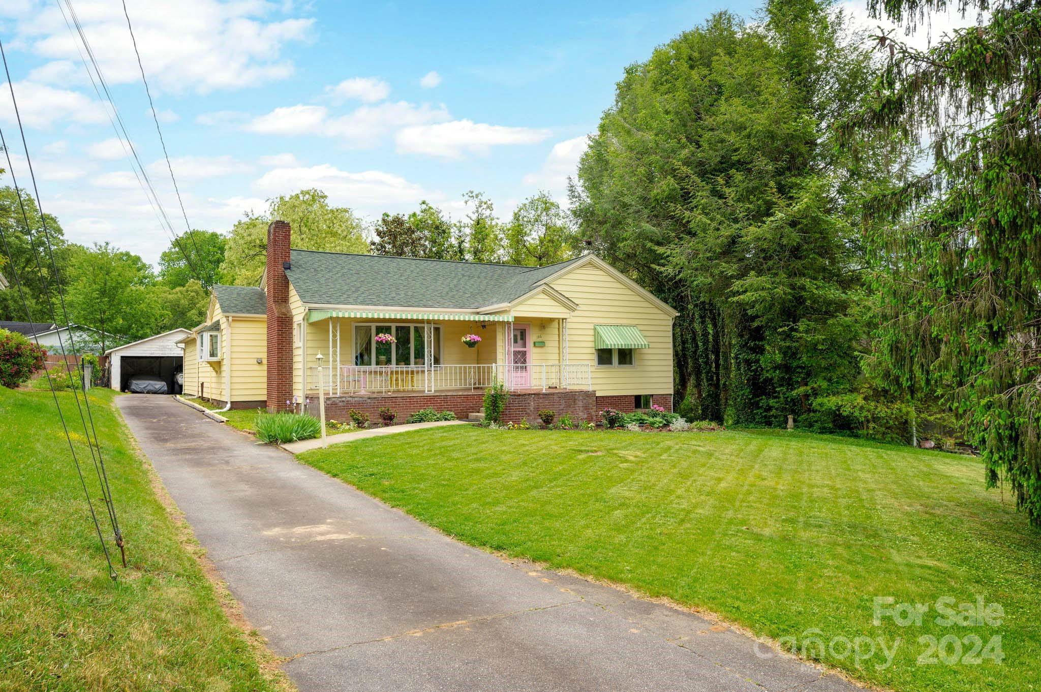 186 Vermont Avenue Asheville NC 28806