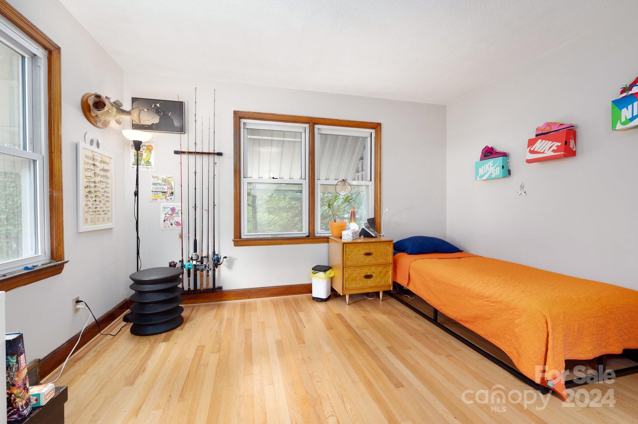 186 Vermont Avenue Asheville NC 28806