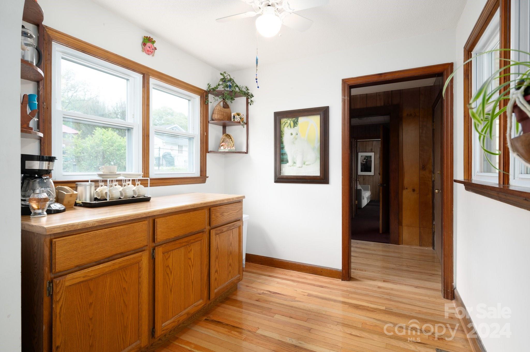 186 Vermont Avenue Asheville NC 28806